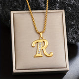 Collier initiale avec accent en cristal | Or