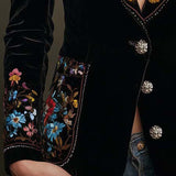 Blazer en velours à broderies florales colorées