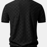 Polo en maille à col en V à motif damier et pantalon fuselé coupe slim