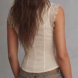 Haut bustier amincissant froncé sans manches à volants, bordure en dentelle et boutonnage sur le devant