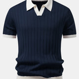 Polo à col Johnny avec rayures contrastantes et pantalon fuselé coupe slim