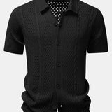 Chemise en maille ajourée et pantalon droit en lin