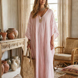 Robe caftan rayée rose pâle, style bohème