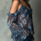 Blouse bohème bleu nuit à volants transparents et motifs floraux, coupe Bardot