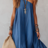 Robe longue fluide rayée bleu roi, épaules dénudées