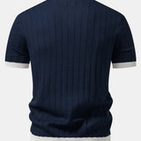 Polo à col Johnny avec rayures contrastantes et pantalon fuselé coupe slim
