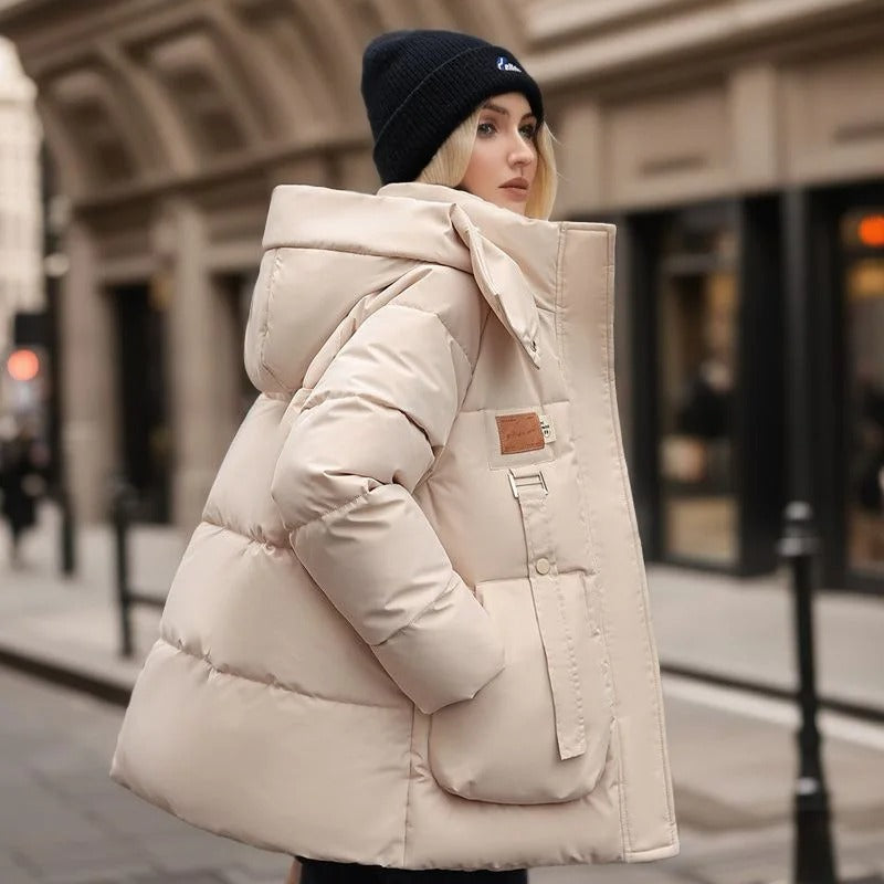 Isabella Monroe | Doudoune à capuche premium pour femme