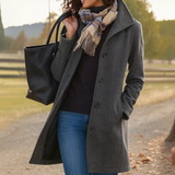Le manteau intemporel Adriana — Version finale