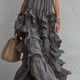 Robe longue élégante grise à volants superposés romantique