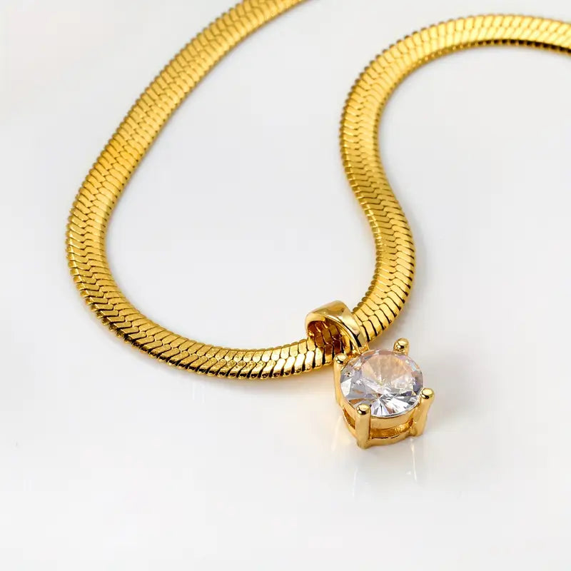 Collier élégant avec pendentif strass | Doré