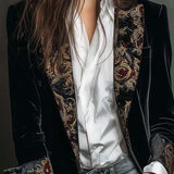 Blazer intemporel de luxe vintage en velours noir avec revers à imprimé baroque