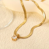 Collier élégant avec pendentif strass | Doré