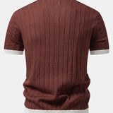 Polo à col Johnny avec rayures contrastantes et pantalon fuselé coupe slim