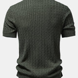 Chemise en tricot à boutons et col rond en jacquard torsadé & Pantalon fuselé coupe ajustée