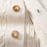 Chemise en tricot à boutons et col rond en jacquard torsadé & Pantalon fuselé coupe ajustée