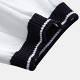 Polo en maille à col Johnny avec bordure contrastante et pantalon droit à taille élastique
