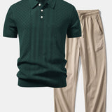 Polo en maille ajourée à motif jacquard géométrique et pantalon droit à texture froissée