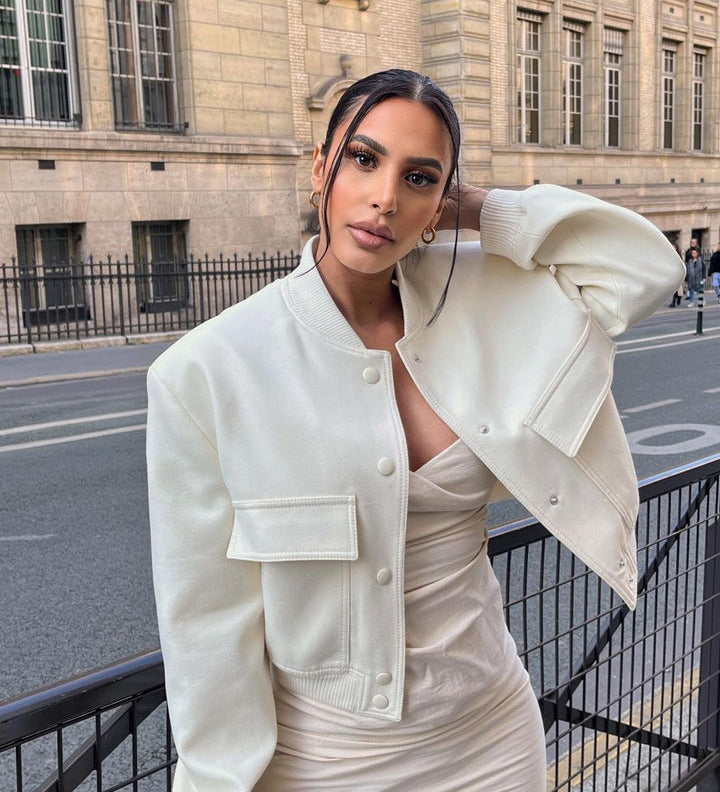 Alessia Romano | Veste bomber structurée courte à boutons-pression pour femme