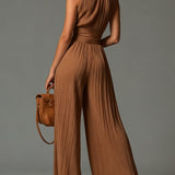 Combinaison pantalon large plissée en mousseline marron, sans manches, col en V et fermeture éclair