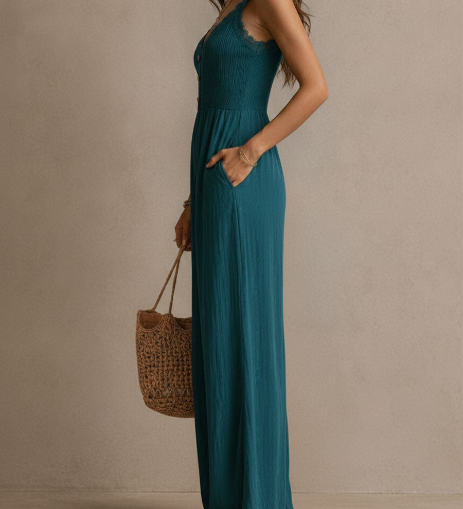 Combinaison bohème bleu-vert à jambes larges, fendue et garnie de dentelle