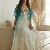 Robe longue kaftan ombrée bleu sarcelle et aigue-marine, style brise côtière élégante
